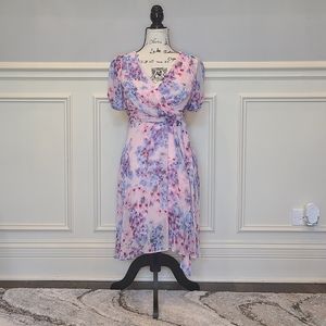 New with out tag DKNY floral print dress  with tie belt
